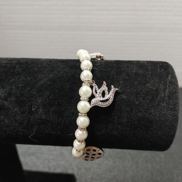 3/$30 Glass Pearl Beaded Stretch Bracelet Alloy Charms, heart, crown Rhinestones - Picture 4 of 4